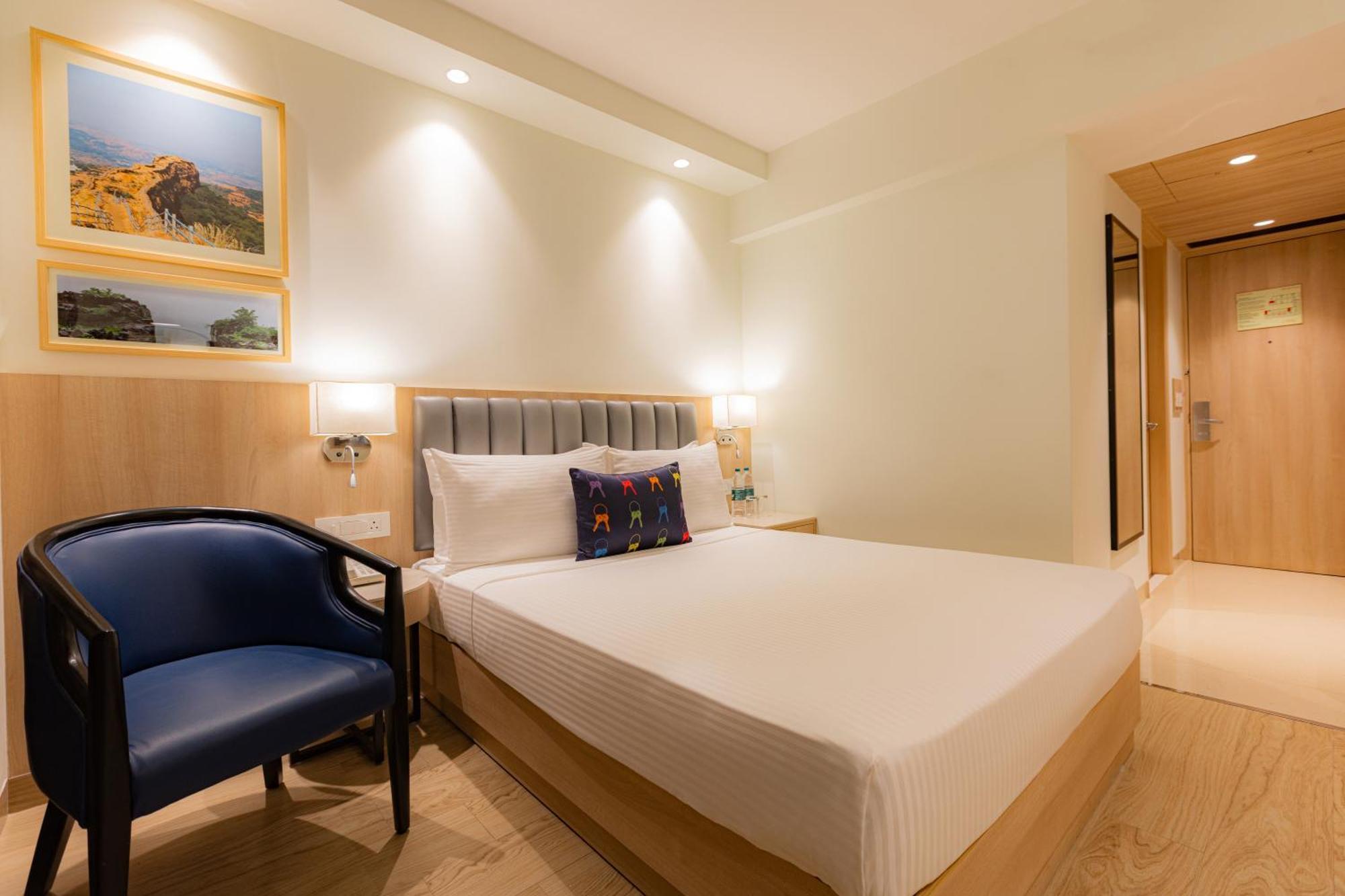 Keys Prima By Lemon Tree Hotels, Pimpri, Pune Экстерьер фото