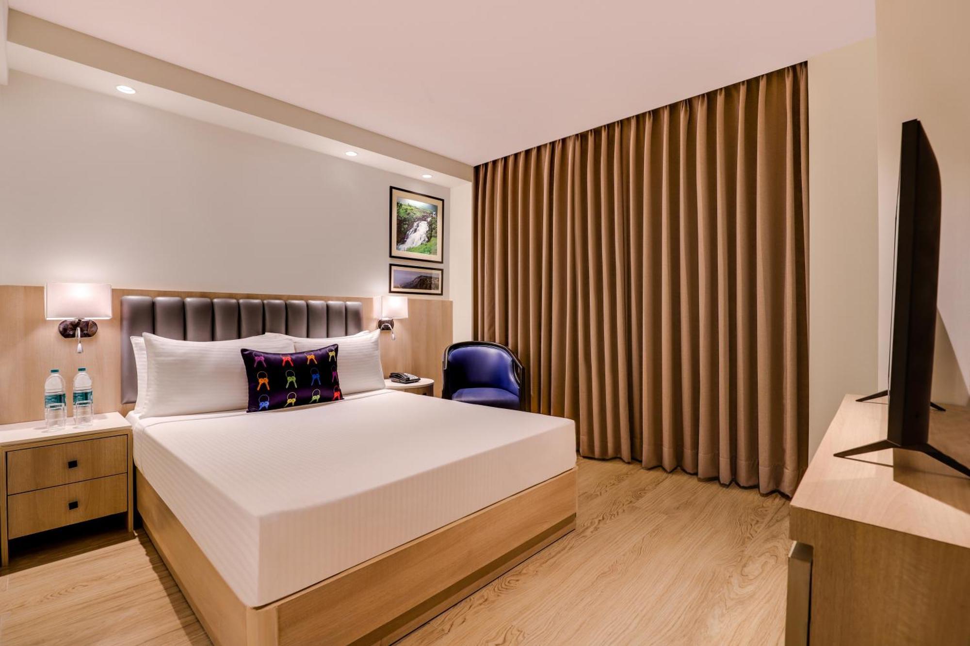 Keys Prima By Lemon Tree Hotels, Pimpri, Pune Экстерьер фото